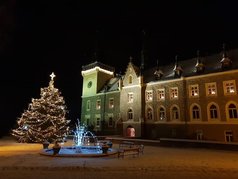 Advent ve Zruči