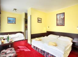 Hotel v Hluboké nad Vltavou 