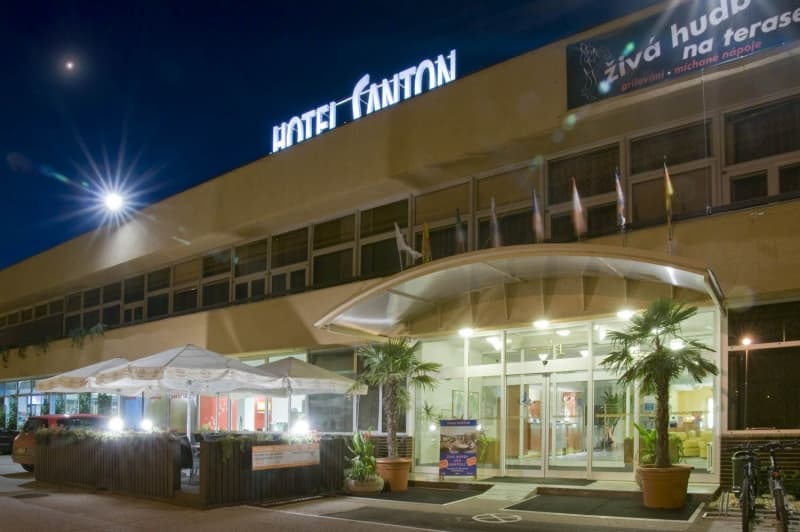 OREA Wellness Hotel Santon***