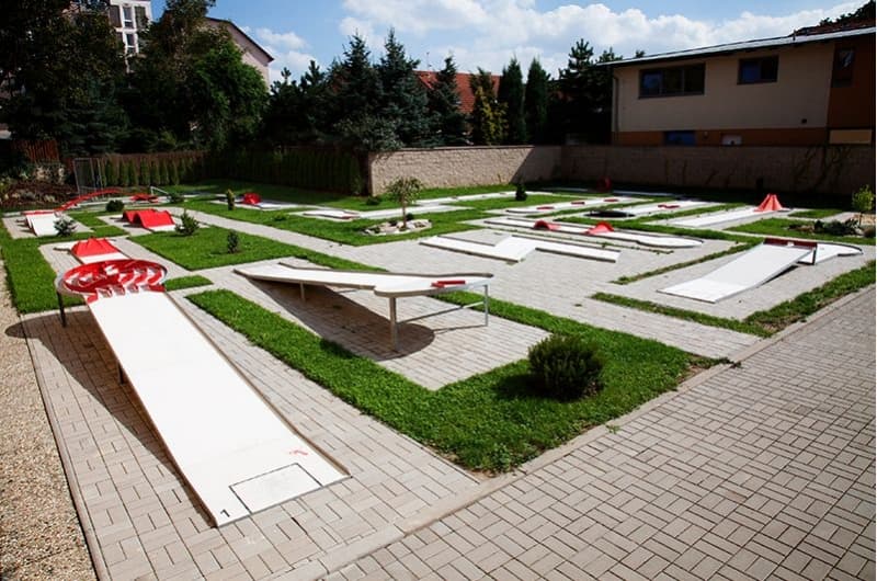Venkovní minigolf