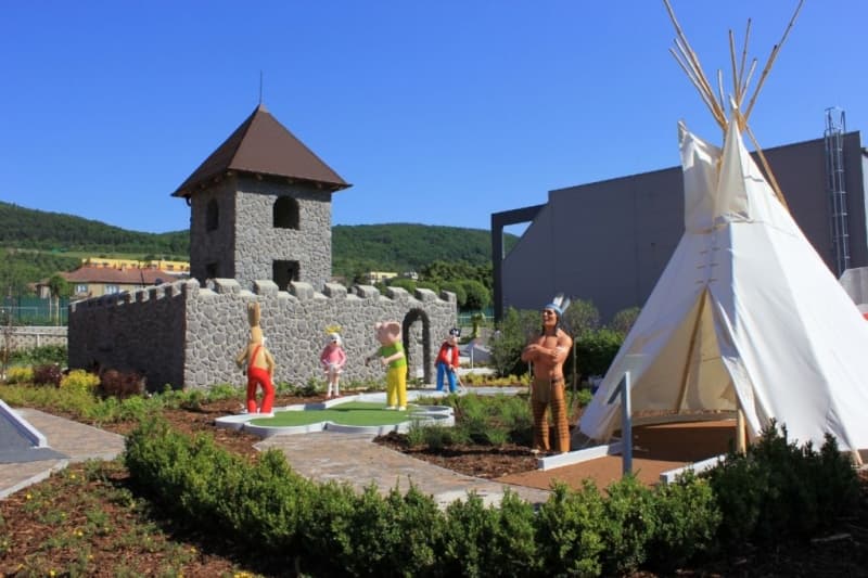 Sport EDEN Beroun - Crazy golf