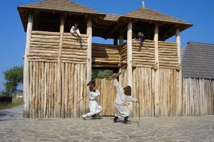 Archeologický skanzen Modrá