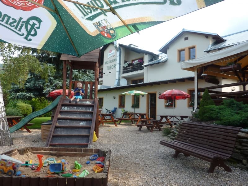 Restaurant a pension Tibor