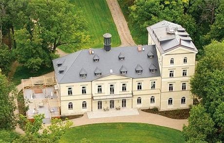 Club Hotel Mcely