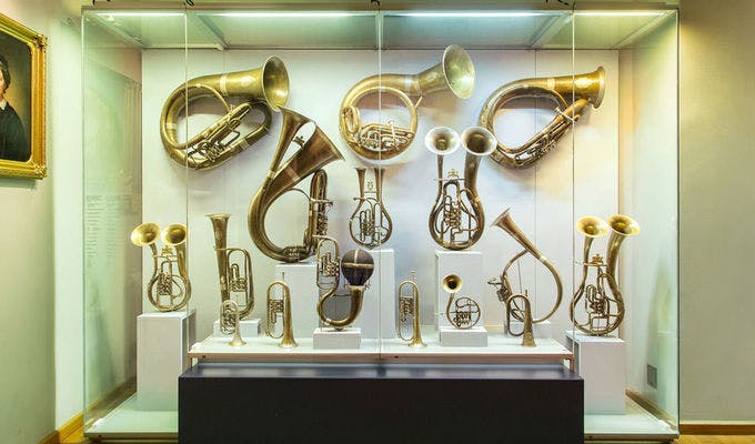 Člověk – nástroj – hudba - České muzeum hudby