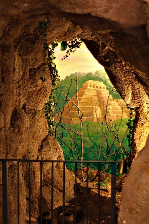 Aztécká jeskyně