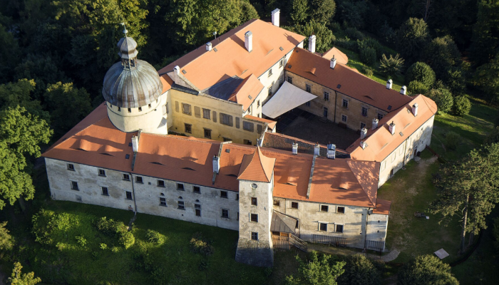Hrad Grabštejn: Tajemství staré pevnosti a výhledy do krajiny