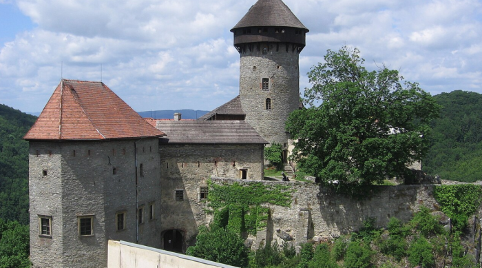Hrad Sovinec: Tajemný hrad v Jeseníkách