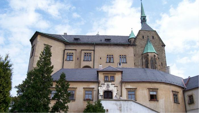 Hrad Šternberk: Středověké dobrodružství plné příběhů